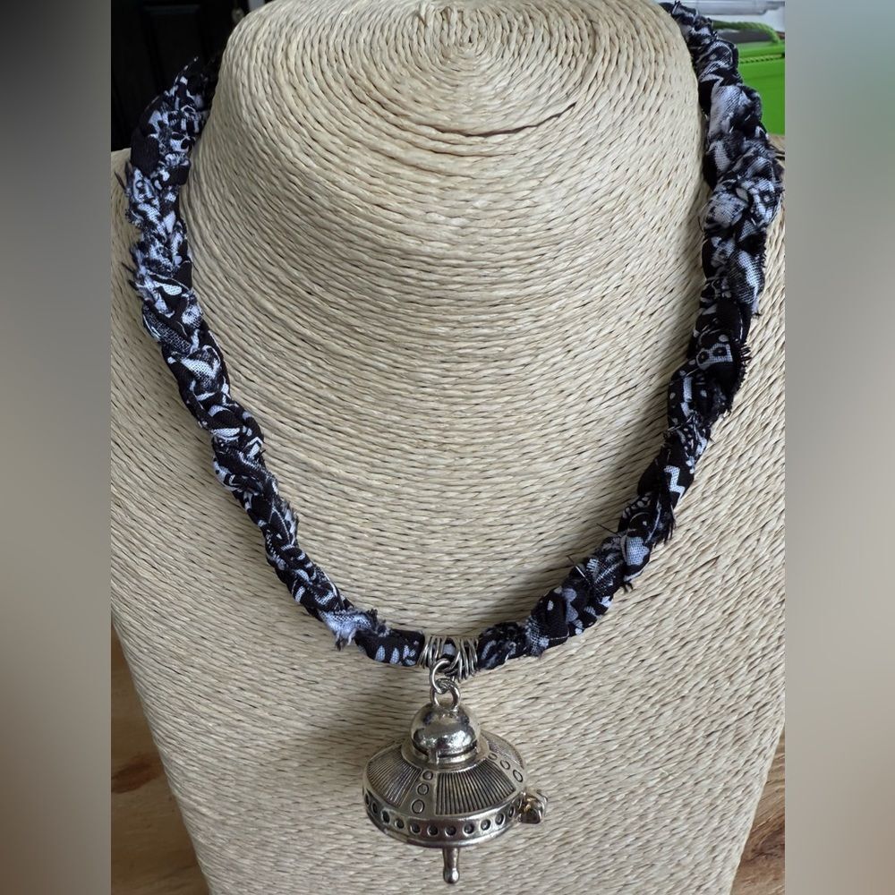 Bandana Necklace UFO Spaceship Alien Black White Twisted New!